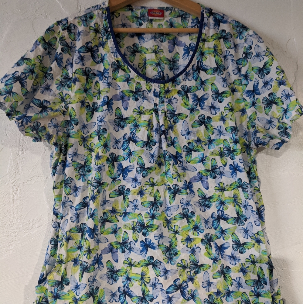 Dickies XL scrub top